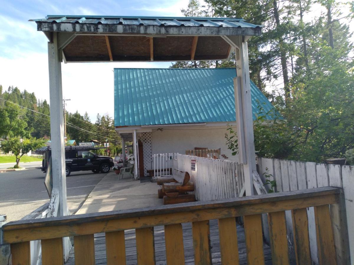 راديوم هوت سبرينغز Appletree Inn المظهر الخارجي الصورة