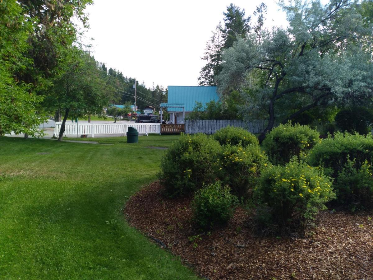 راديوم هوت سبرينغز Appletree Inn المظهر الخارجي الصورة
